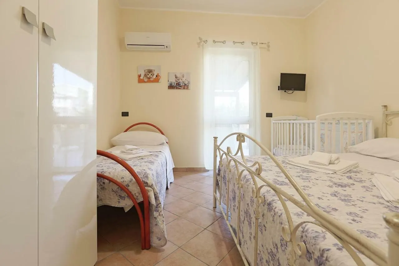 Leon D'Oro - Villetta Turistica San Leone Apartment