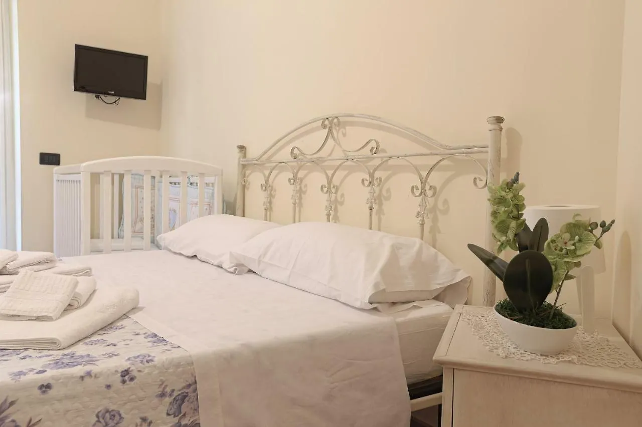 Leon D'Oro - Villetta Turistica San Leone Apartment